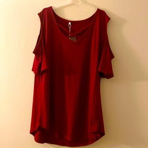 Maroon woman’s shirt sleeve cut out shoulder shirt